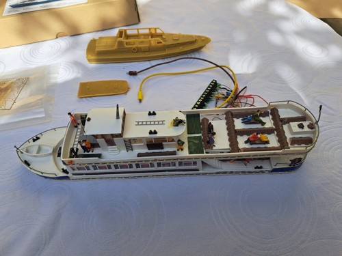 Modelleisenbahn polizei boot - modelleisenbahn,