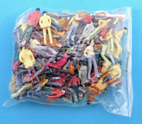 Figuren bemalt 100 stück - 100,
